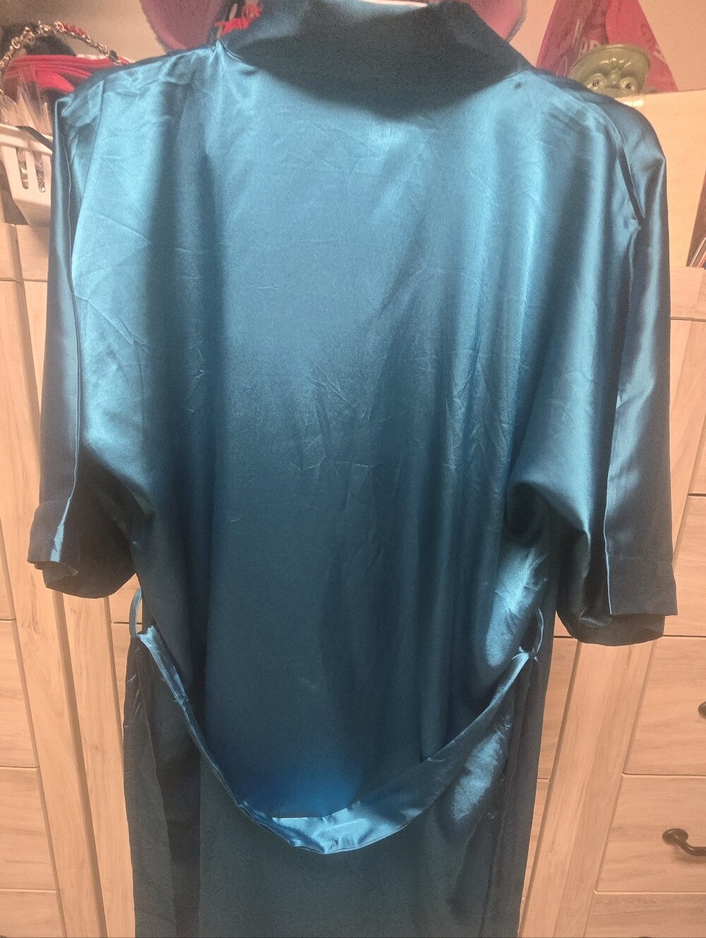Silk Robe - Picture 2 of 6